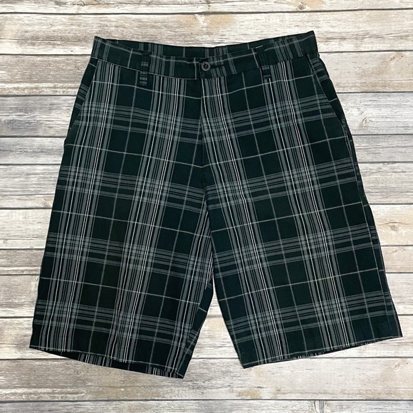 Burnside Plaid Flat Front Shorts 10.5 Inseam - Picture 2 of 8